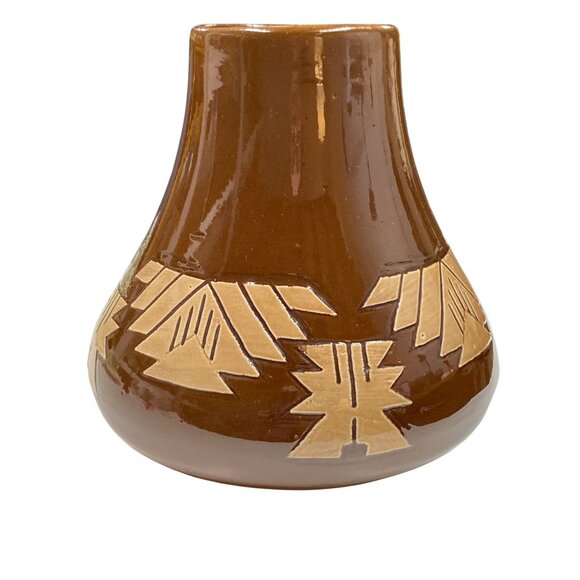 Vintage Native American Indian Sioux Pottery Vase Signed J Kill Handmade Brown - Picture 3 of 13